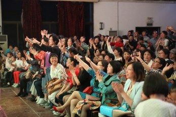 雋秀蘇州 花雨繽紛——中國經(jīng)典舞劇《絲路花雨》在蘇州大學(xué)震撼上演