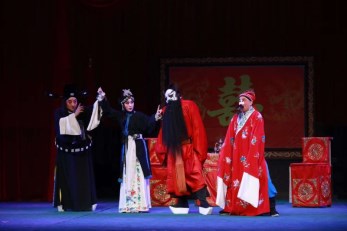 甘肅省紀(jì)念改革開(kāi)放40周年元旦惠民演出取得開(kāi)門(mén)紅